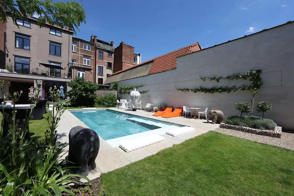 Koto Garden Suites Antwerpen Bed & Breakfast