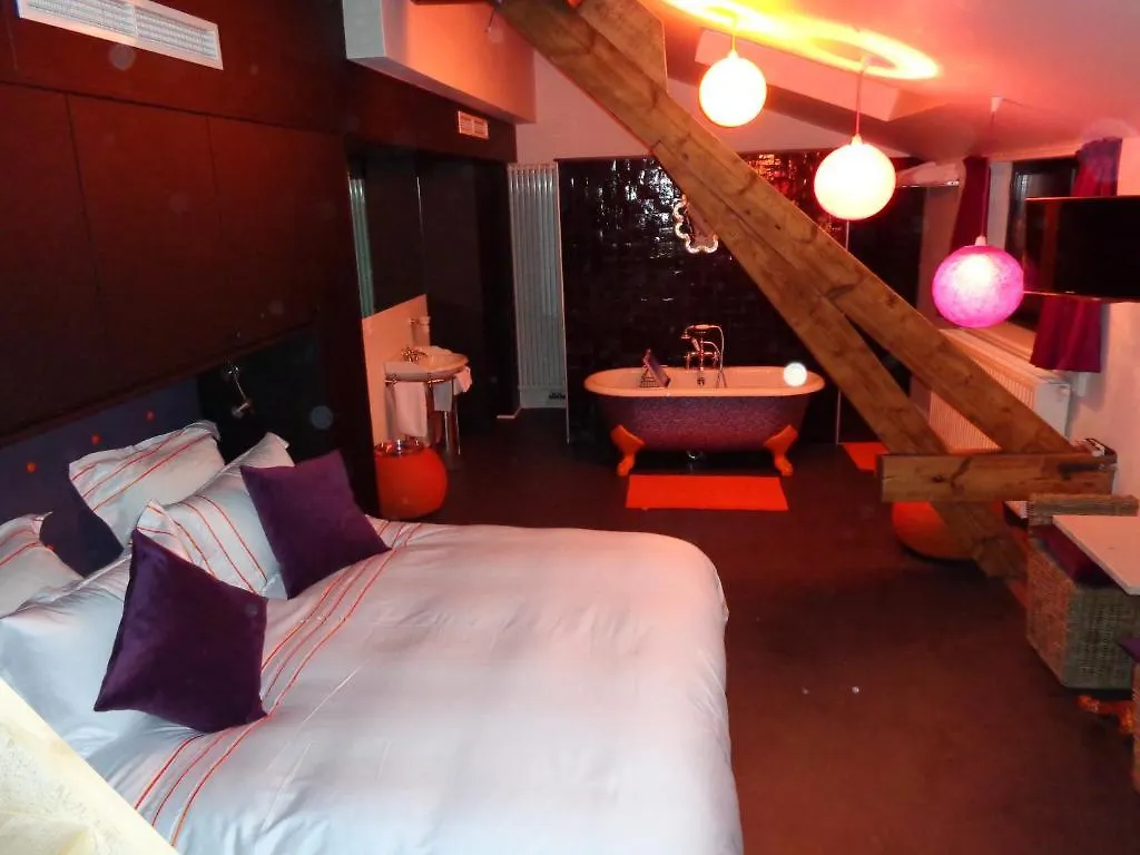 Koto Garden Suites Antwerpen Bed & Breakfast