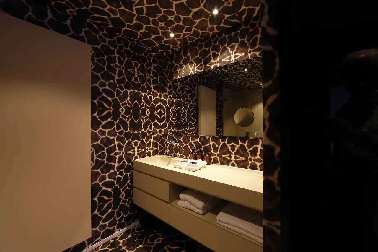 Koto Garden Suites Antwerpen 5*,