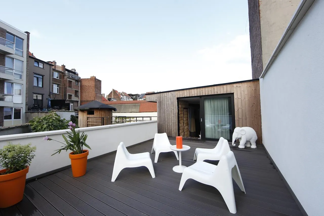 Koto Garden Suites Antwerpen Bed & Breakfast